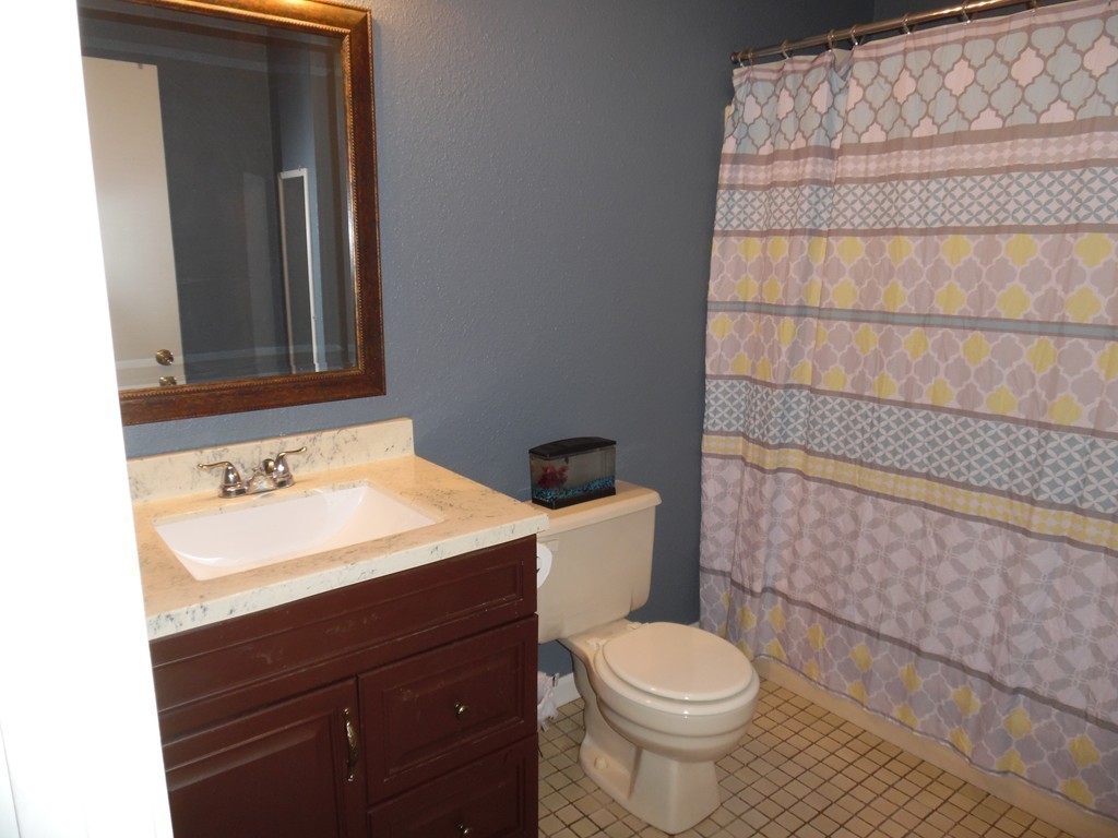 1430 Russell Road, Unit 21 Westfield, MA 01085 - Photo 12 of 24 Gallery Image 12