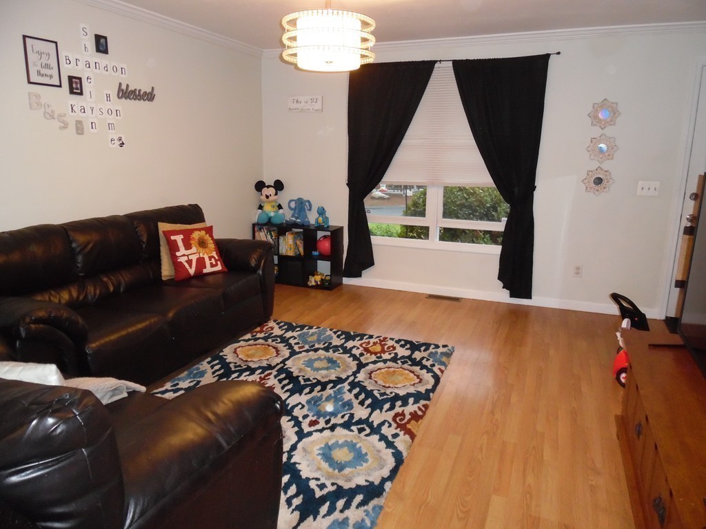 1430 Russell Road, Unit 21 Westfield, MA 01085 - Photo 8 of 24 Gallery Image 8