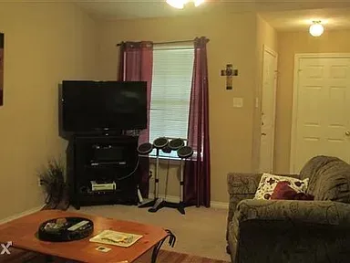 $1,500 | 907 Sun Meadows Street, College Station, TX 77845