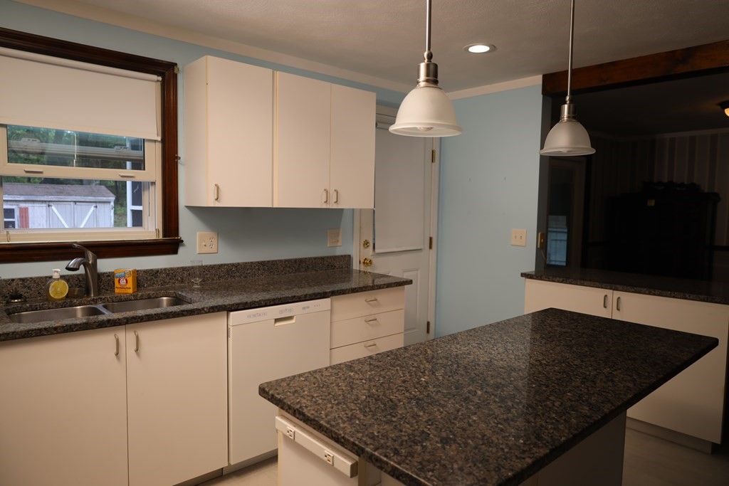 738 Sharps Road Swansea, MA 02777 - Photo 10 of 37 Gallery Image 10