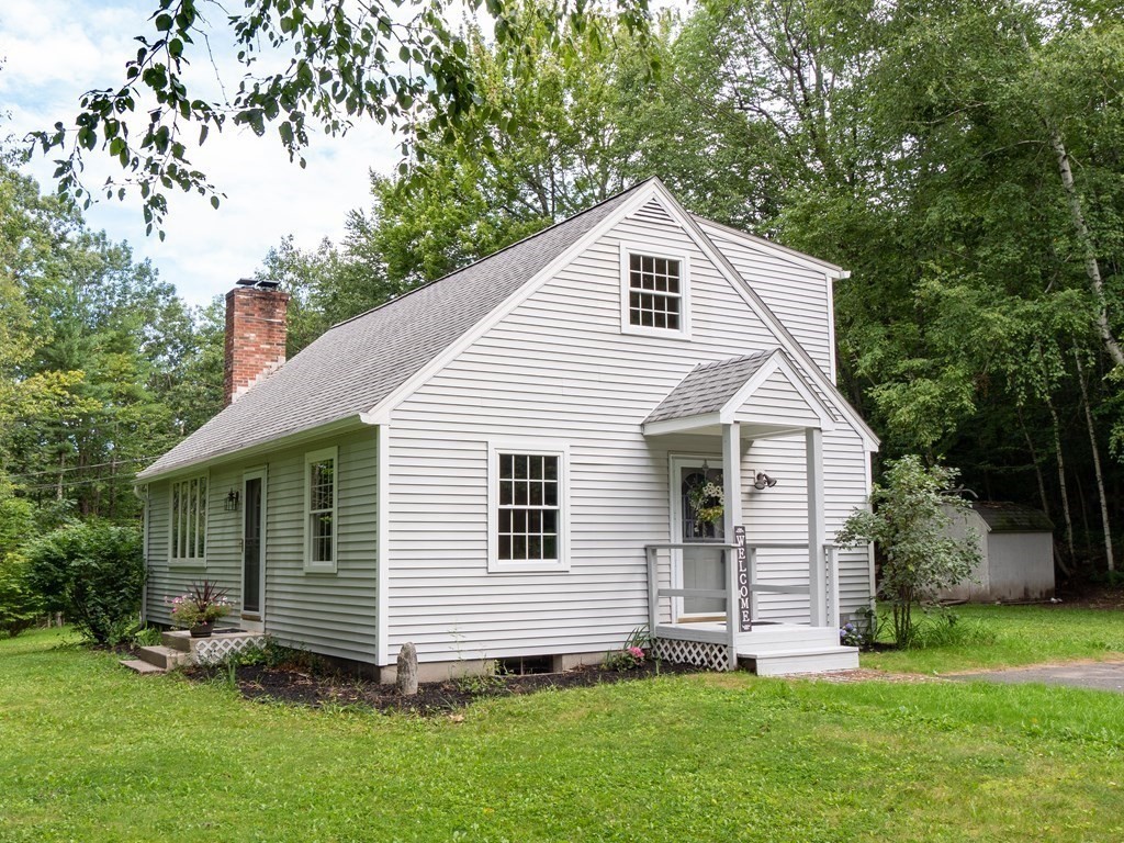 1012 Main Road Granville, MA 01034 - Photo 4 of 30 Gallery Image 4