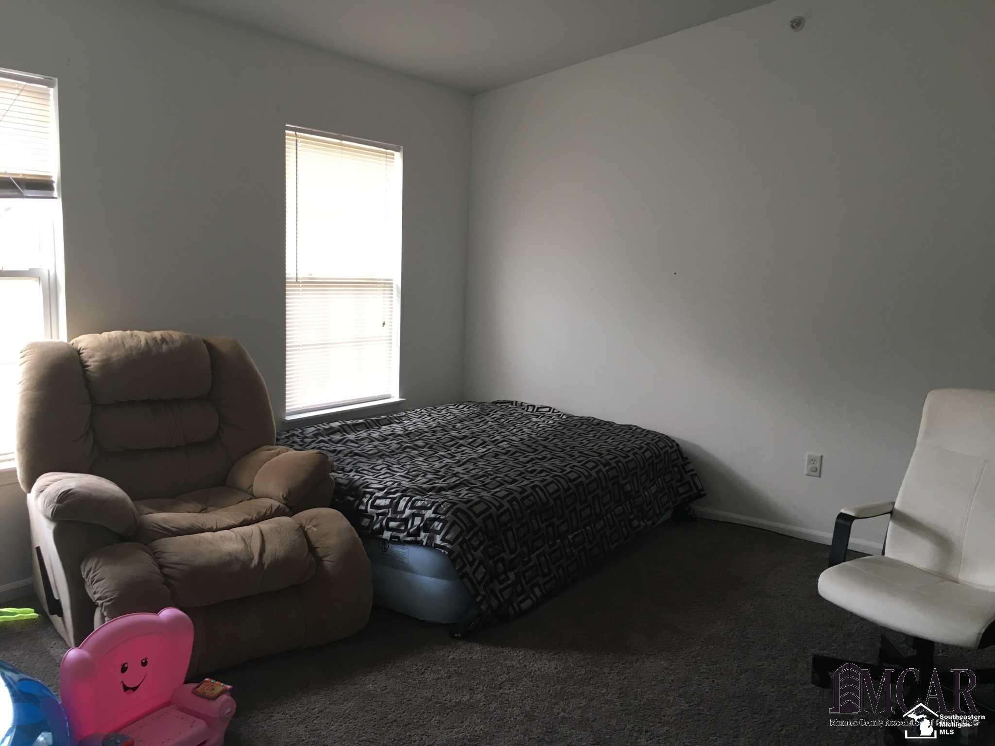22742 Goddard Road Taylor, MI 48180 - Photo 10 of 14 Gallery Image 10