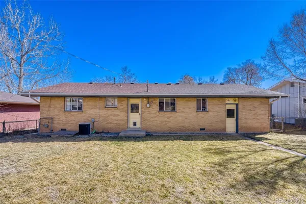 $3,495 | 875 34th Street, Boulder, CO 80303