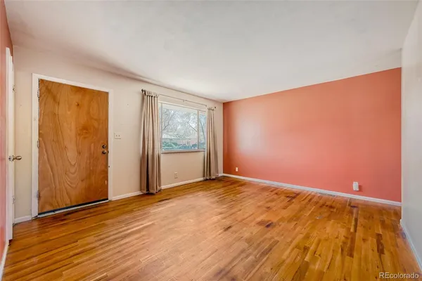 $3,495 | 875 34th Street, Boulder, CO 80303