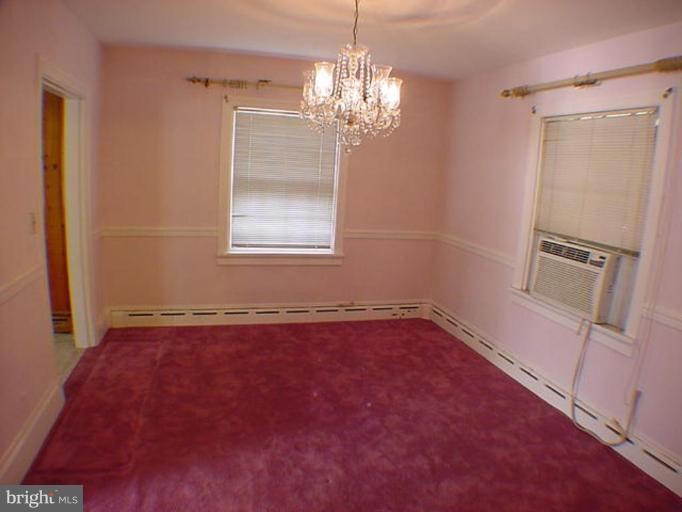 9019 Flower Avenue Silver Spring, MD 20901 - Photo 9 of 18 Dining Room