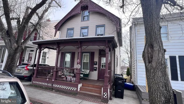 $525,000 | 43 South Main Street, Allentown, NJ 08501