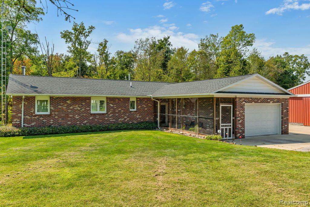 9390 Lehring Road Durand, MI 48429 - Photo 2 of 31 Gallery Image 2
