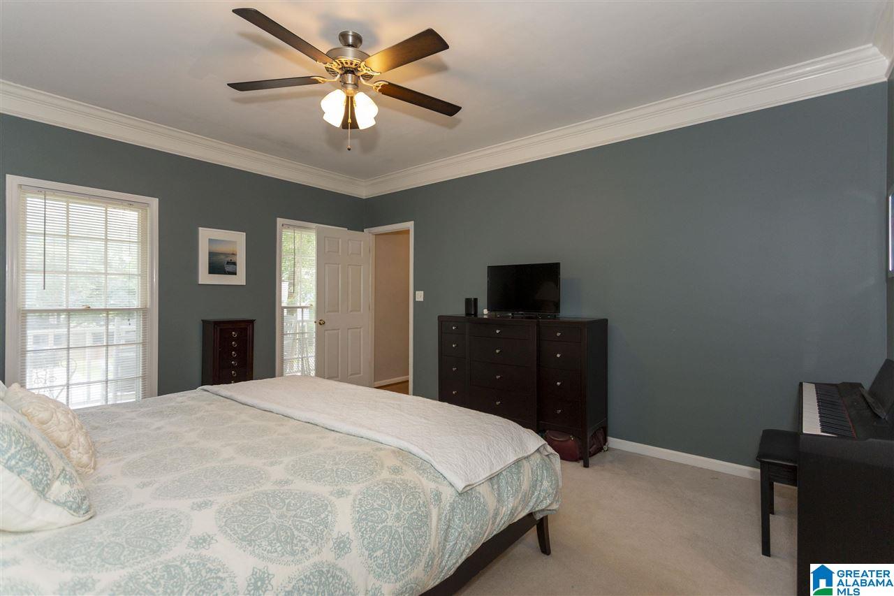124 Kentwood Lane Alabaster, AL 35007 - Photo 32 of 49
