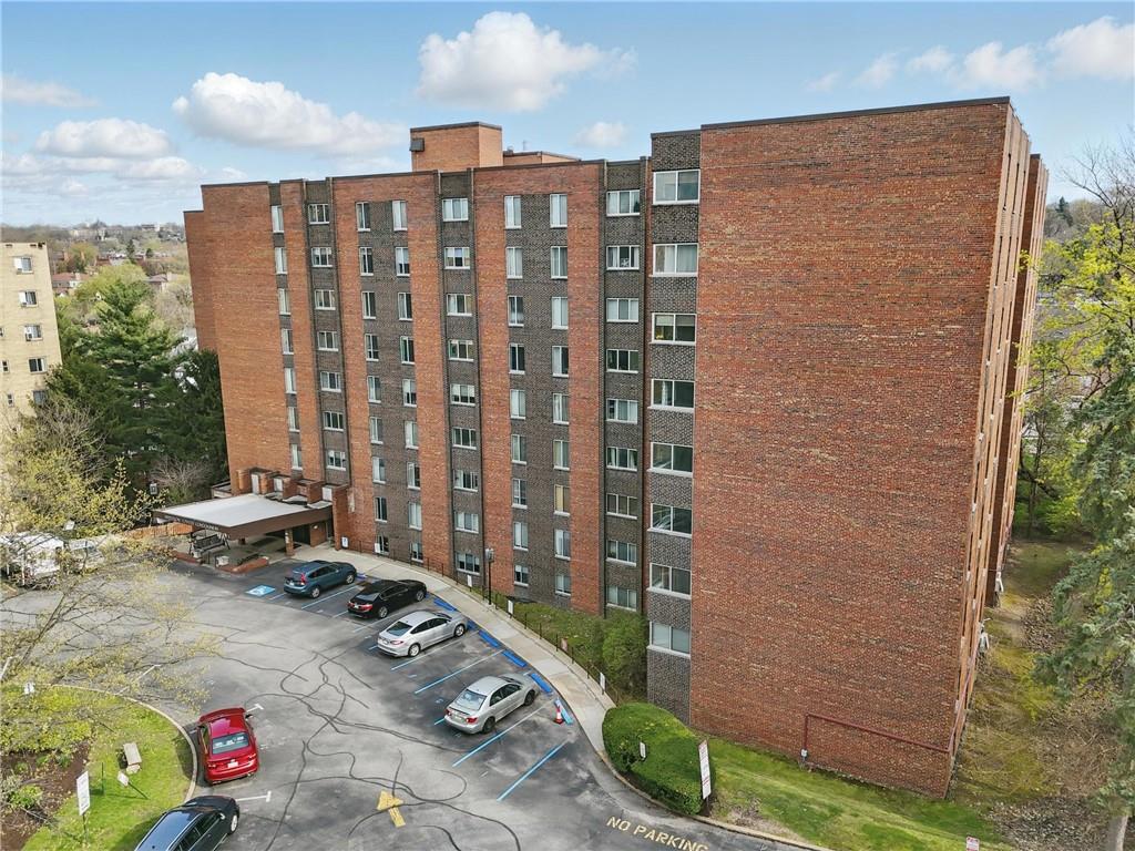 5 Bayard Road, Unit 500 Pittsburgh, PA 15213 - Photo 3 of 45 a view of a building with backyard