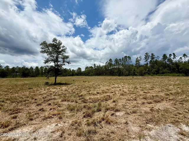 $205,000 | 16310 Deacon Drive, Bryceville, FL 32009