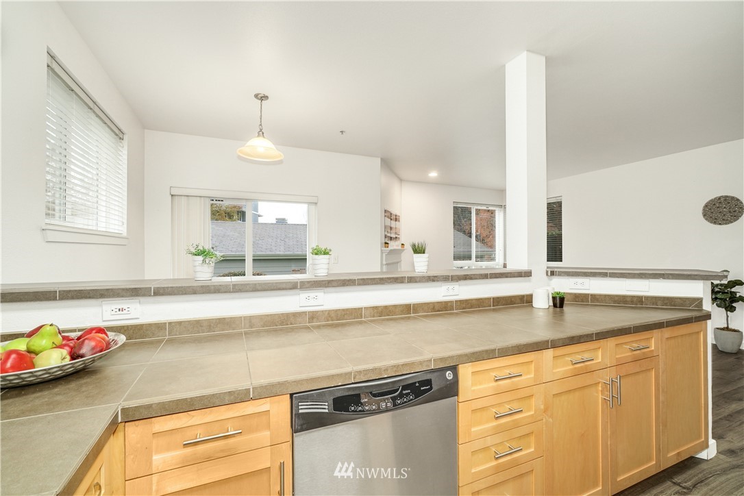 3905 243rd Place Southeast, Unit M102 Bothell, WA 98021 - Photo 12 of 33