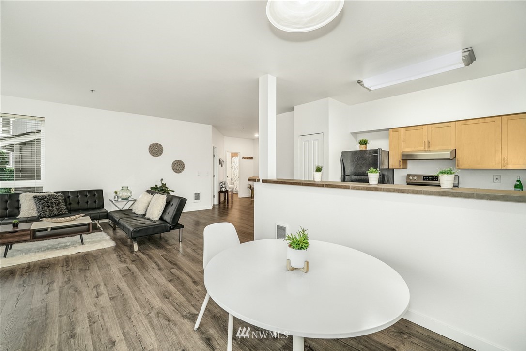 3905 243rd Place Southeast, Unit M102 Bothell, WA 98021 - Photo 16 of 33