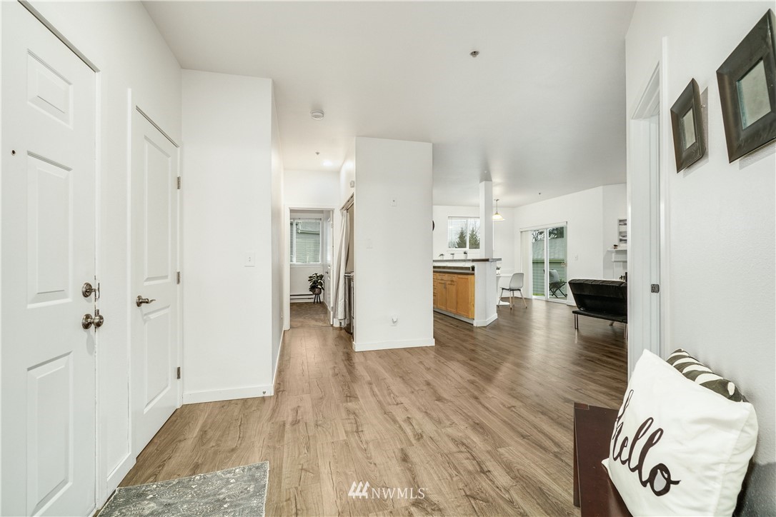 3905 243rd Place Southeast, Unit M102 Bothell, WA 98021 - Photo 4 of 33