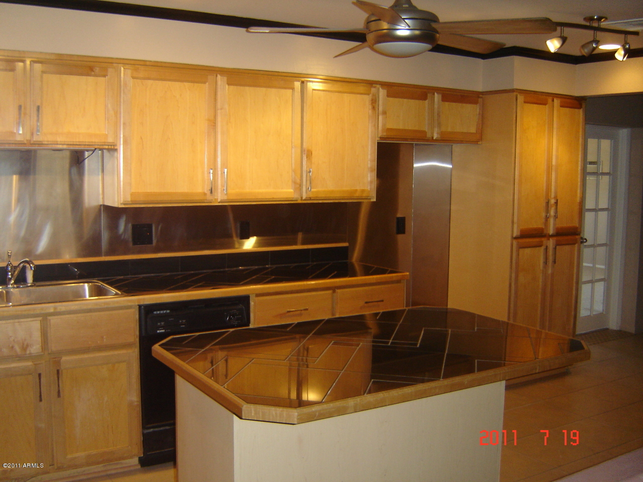 6325 West Cheery Lynn Road Phoenix, AZ 85033 - Photo 2 of 6 Cheery Lynn Pics 002