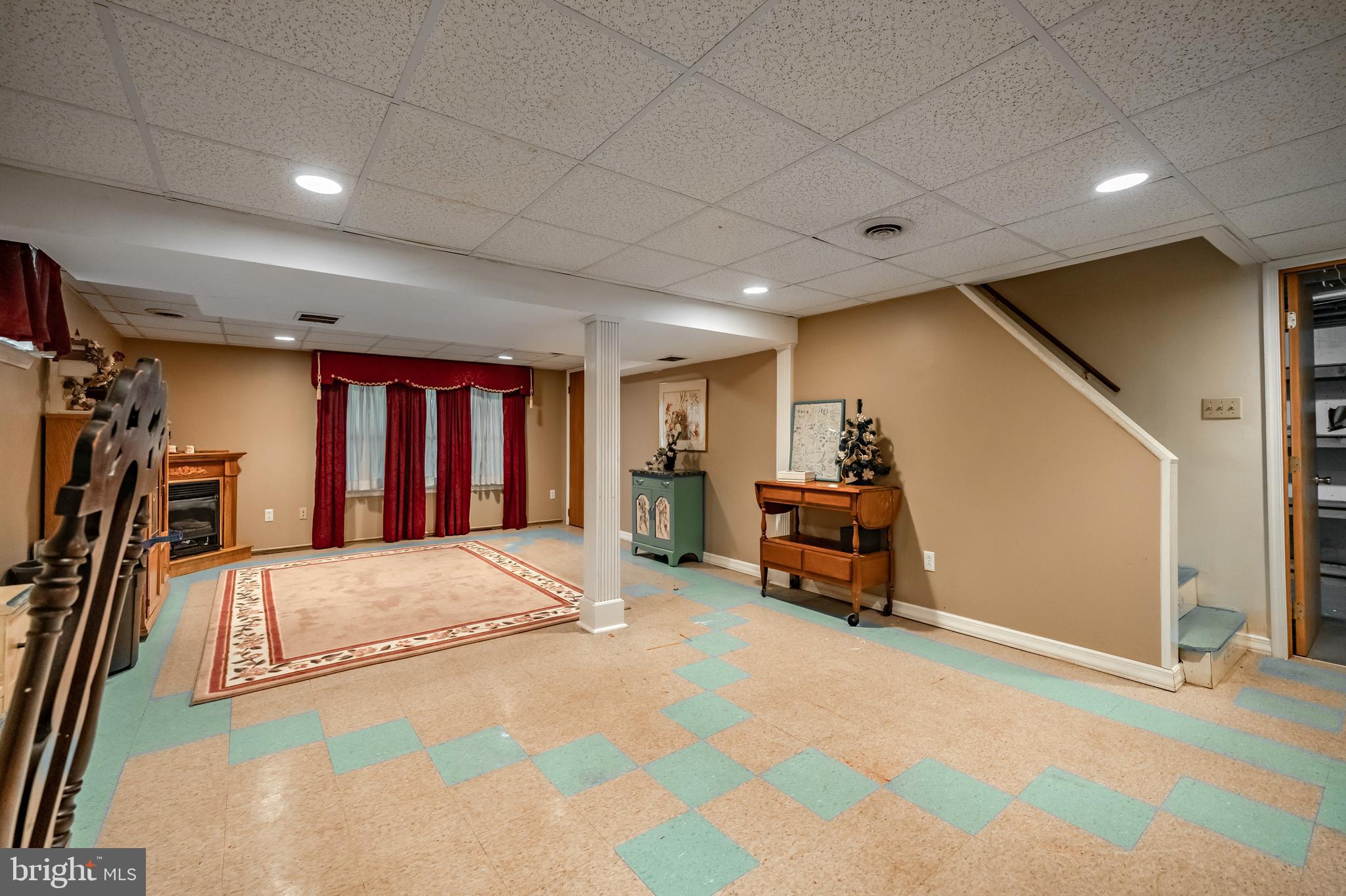 212 Golf Hills Road Havertown, PA 19083 - Photo 28 of 37 a spacious bedroom with a bed and a large walk in closet