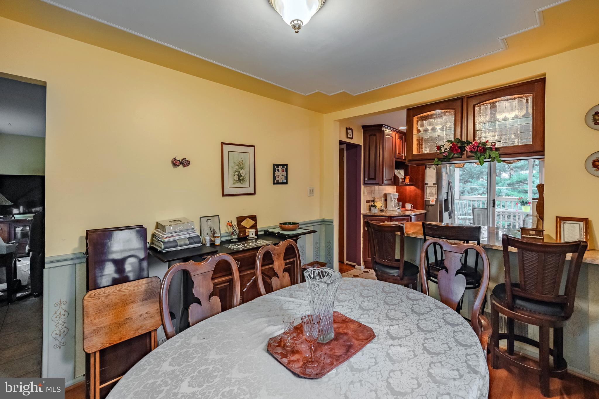 212 Golf Hills Road Havertown, PA 19083 - Photo 7 of 37 a view of a dining room with furniture