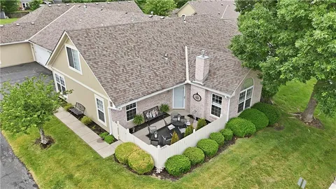 $345,000 | 11320 South Pflumm Road, Olathe, KS 66215