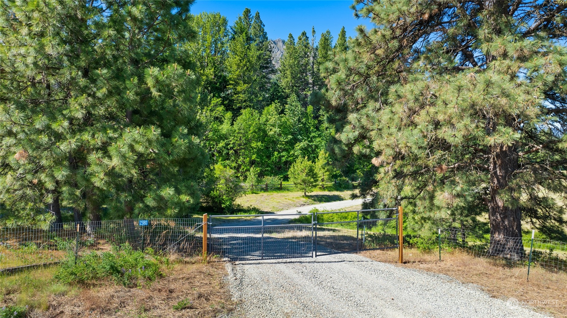 2380 Upper Peoh Point Road Cle Elum, WA 98922 - Photo 4 of 28 Gallery Image 4