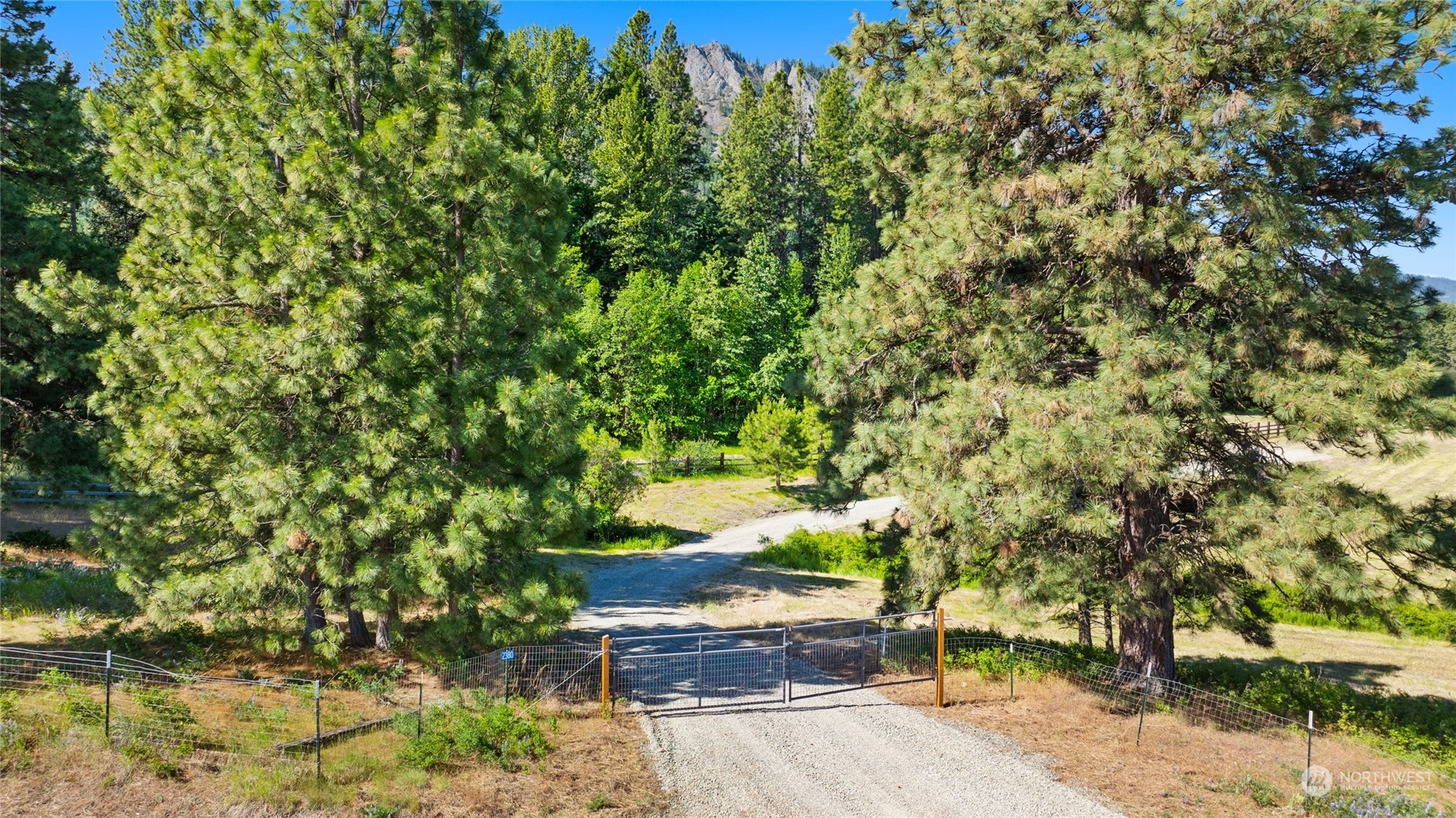 2380 Upper Peoh Point Road Cle Elum, WA 98922 - Photo 5 of 28 Gallery Image 5