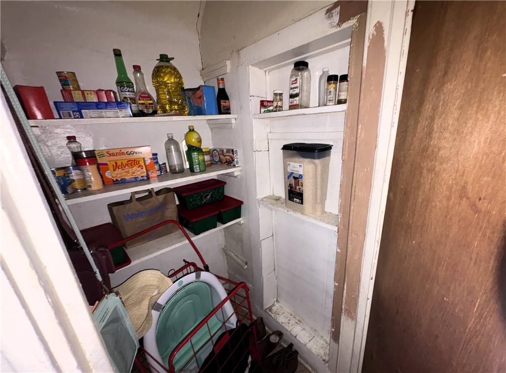 183-185 Baycliff Drive Rochester, NY 14609 - Photo 15 of 38