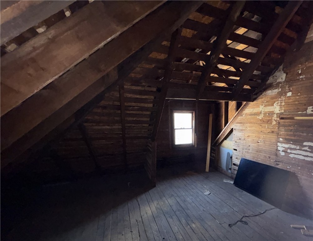 183-185 Baycliff Drive Rochester, NY 14609 - Photo 23 of 38