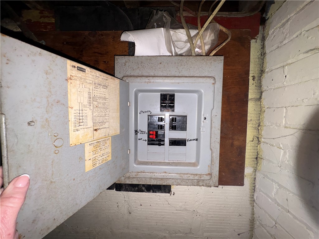 183-185 Baycliff Drive Rochester, NY 14609 - Photo 38 of 38