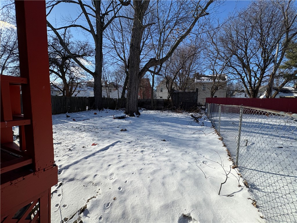 183-185 Baycliff Drive Rochester, NY 14609 - Photo 4 of 38