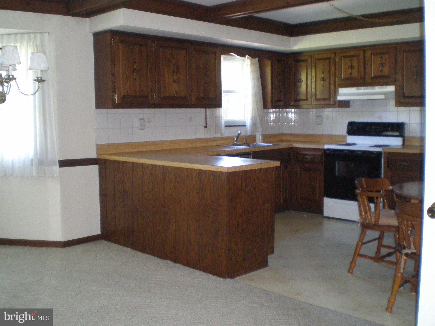 1122 Meetinghouse Road Ambler, PA 19002 - Photo 8 of 11 Kitchen