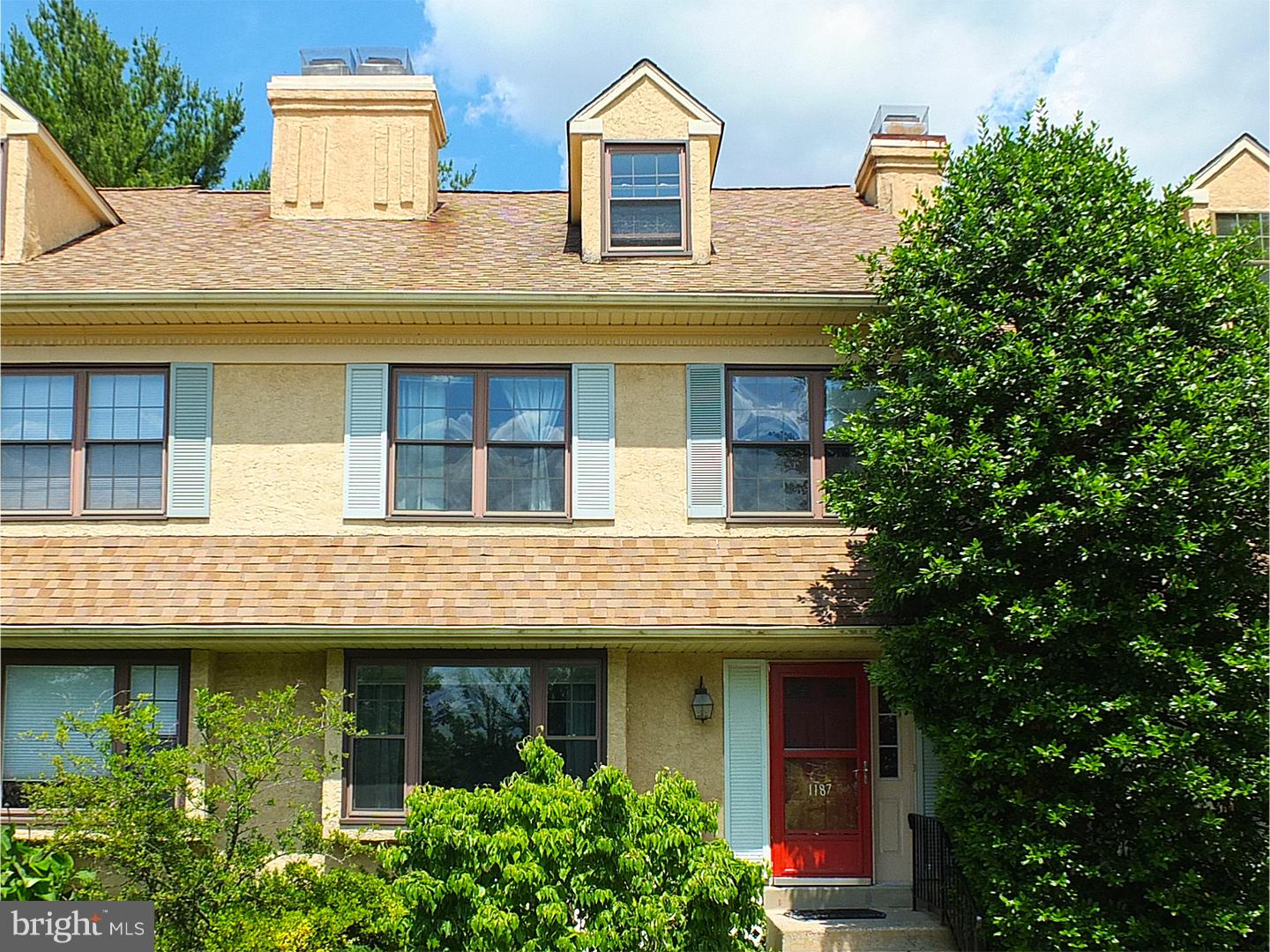 1187 Heyward Road, Unit 40 Wayne, PA 19087 - Photo 2 of 17 Gallery Image 2