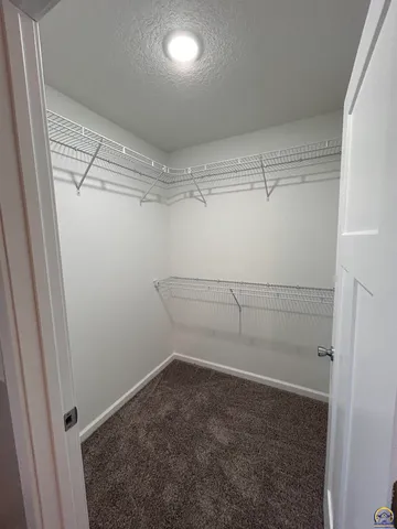 $249,900 | 215 Sycamore Street, Americus, KS 66835