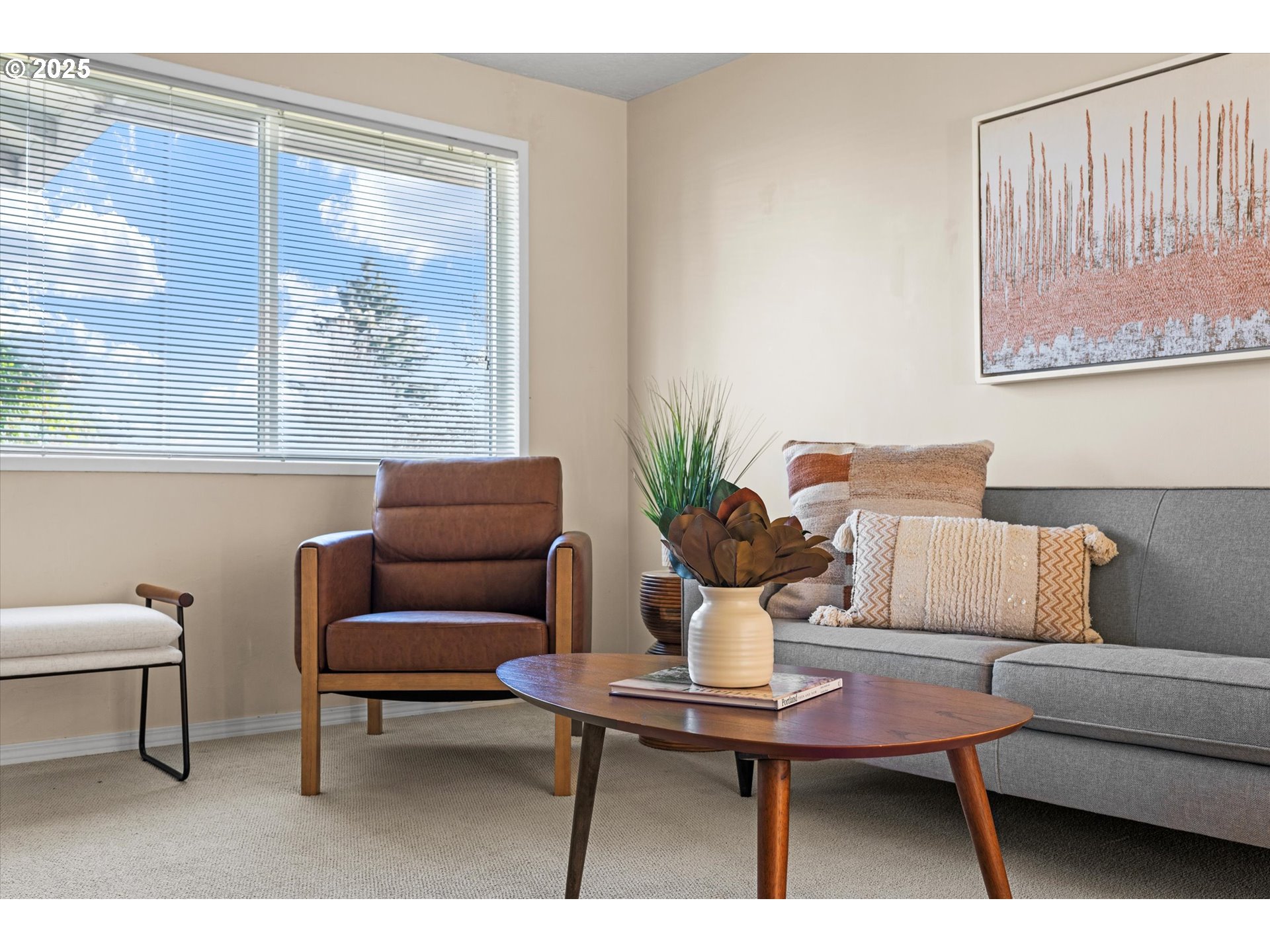 1411 Thompson Road Woodburn, OR 97071 - Photo 7 of 29 Gallery Image 7