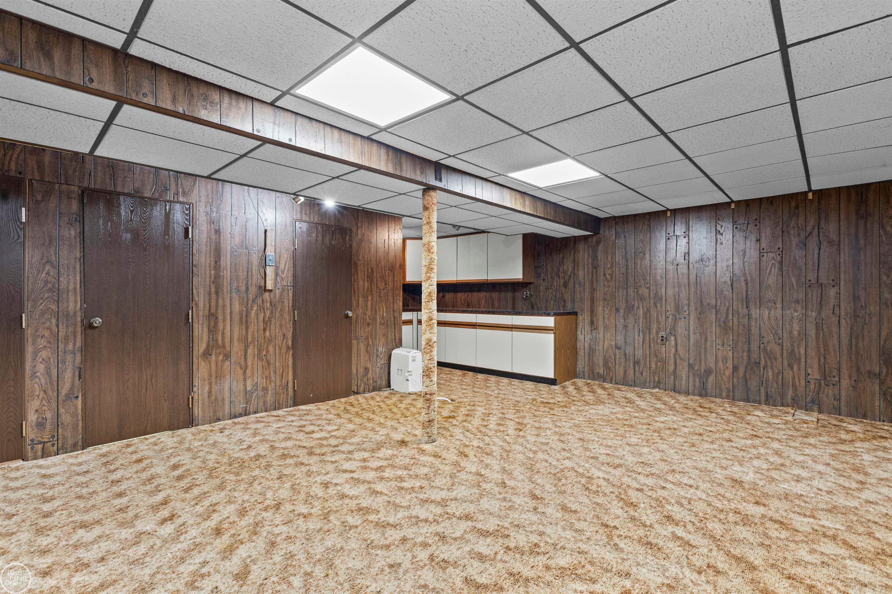 24642 Spring Lane Harrison Township, MI 48045 - Photo 40 of 44 Gallery Image 40