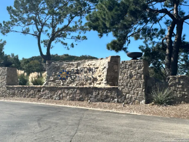 $525,000 | 122 Cliffdwellers Path, Boerne, TX 78006