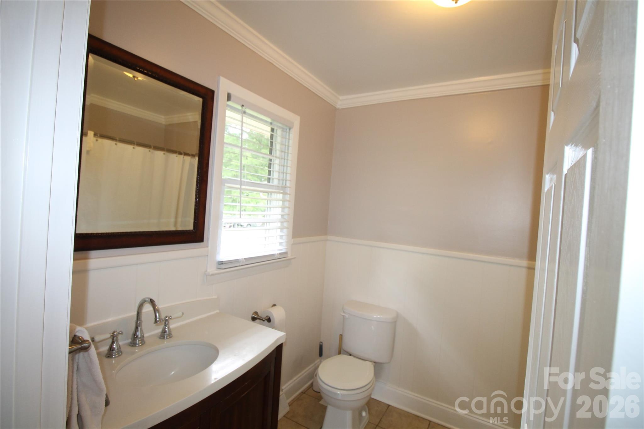 203 Ratchford Farm Road Gastonia, NC 28056 - Photo 24 of 38 a bathroom with a sink toilet and shower