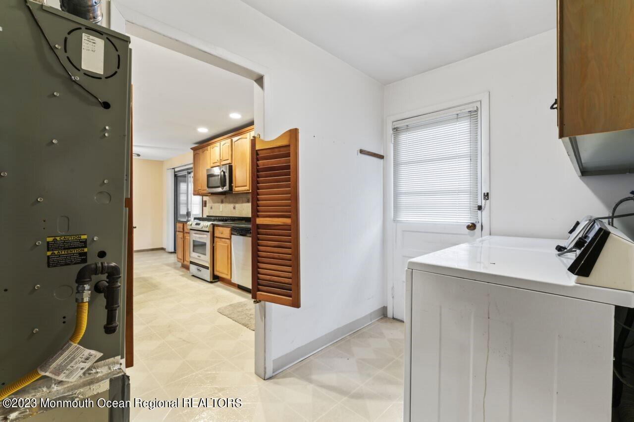 197 Drake Road Brick, NJ 08723 - Photo 21 of 39 Laundry-Utility Room