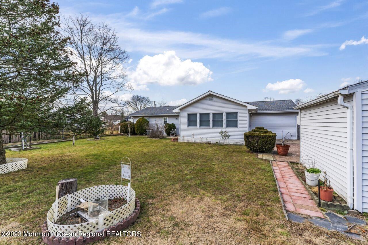 197 Drake Road Brick, NJ 08723 - Photo 28 of 39 Back Yard