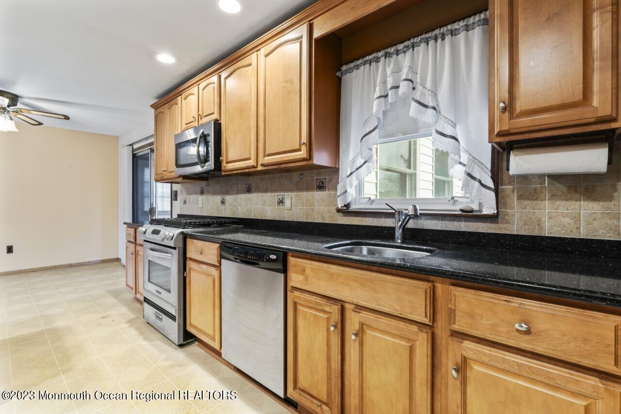 Kitchen 3