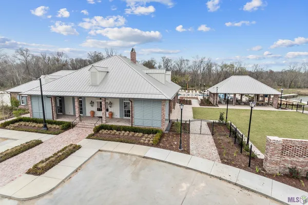 $695,500 | 2645 Blue Wing Lane, Baton Rouge, LA 70810