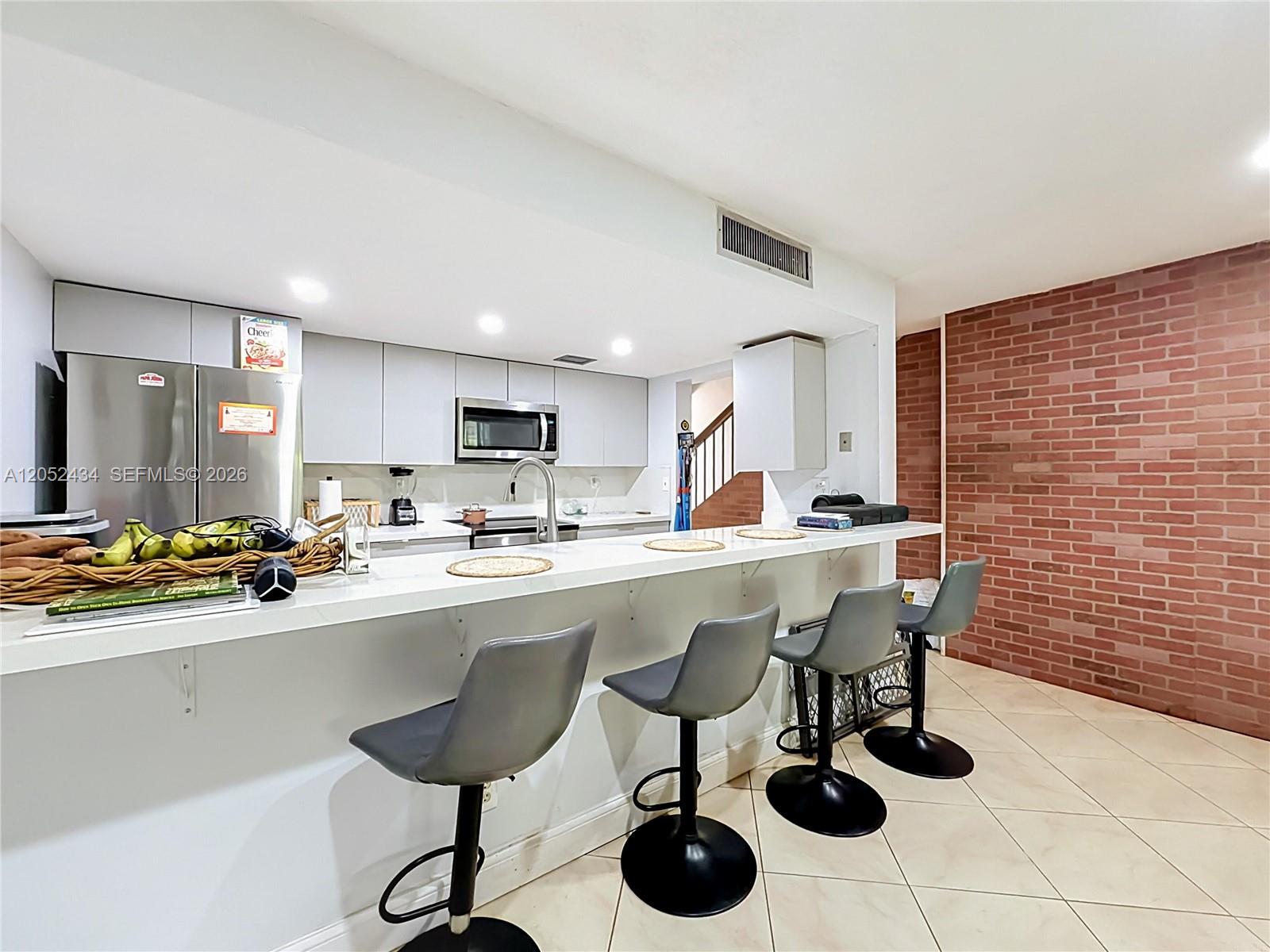 1110 West Fairway Road Pembroke Pines, FL 33026 - Photo 27 of 86