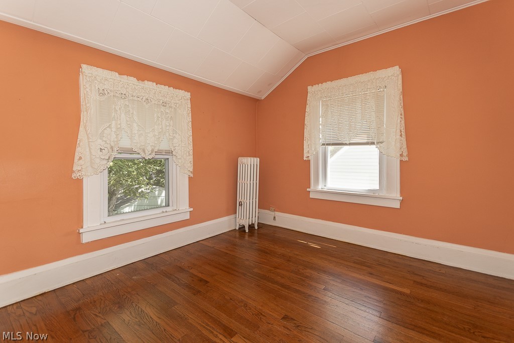 5651 Shawnee Road Cleveland, OH 44124 - Photo 20 of 34