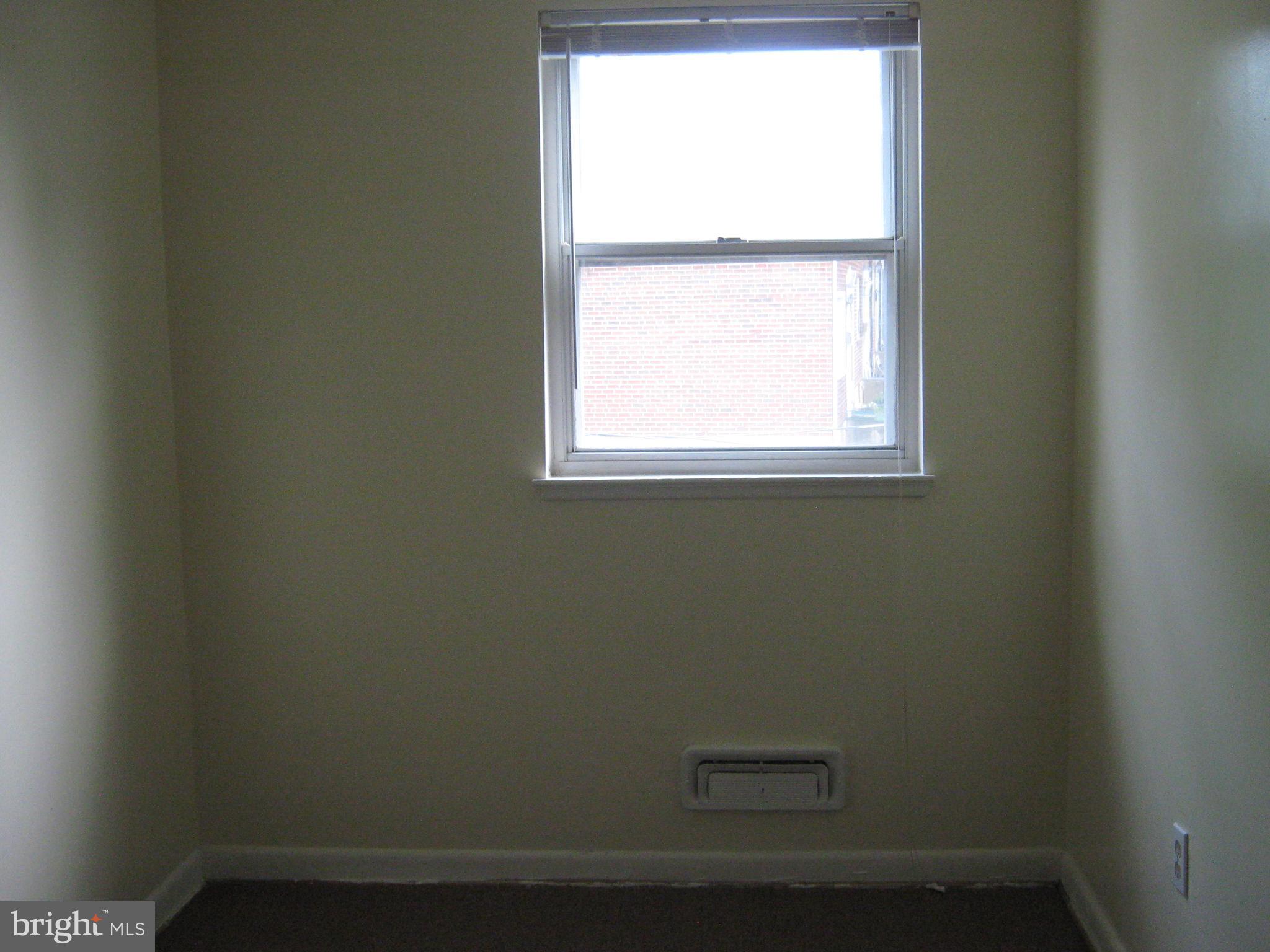 4818 Melbourne Road Baltimore, MD 21229 - Photo 18 of 28