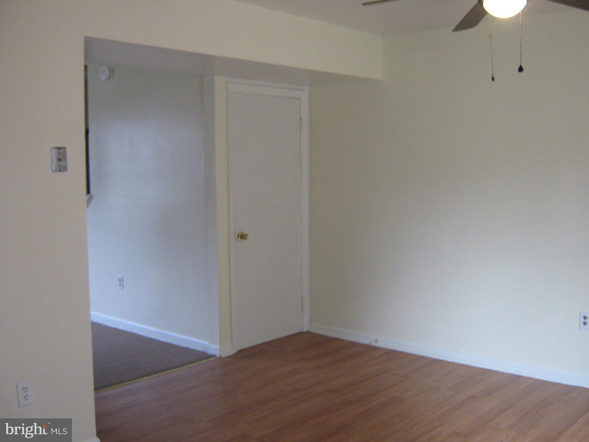 4818 Melbourne Road Baltimore, MD 21229 - Photo 5 of 28