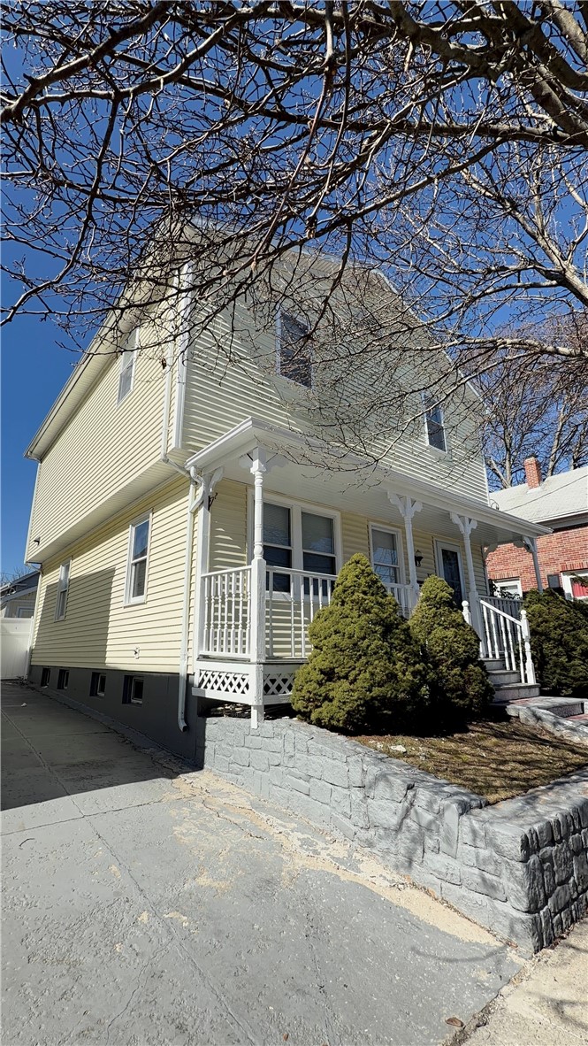 36 Waller Street Providence, RI 02908 - Photo 2 of 27