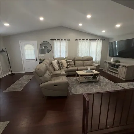 $530,000 | 36 Waller Street, Providence, RI 02908