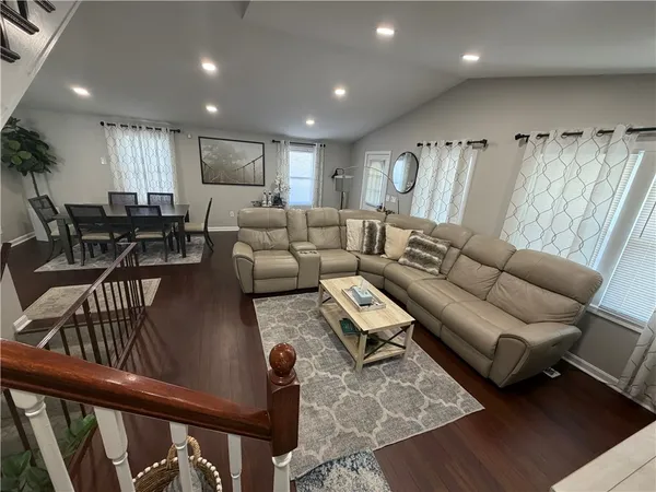 $530,000 | 36 Waller Street, Providence, RI 02908