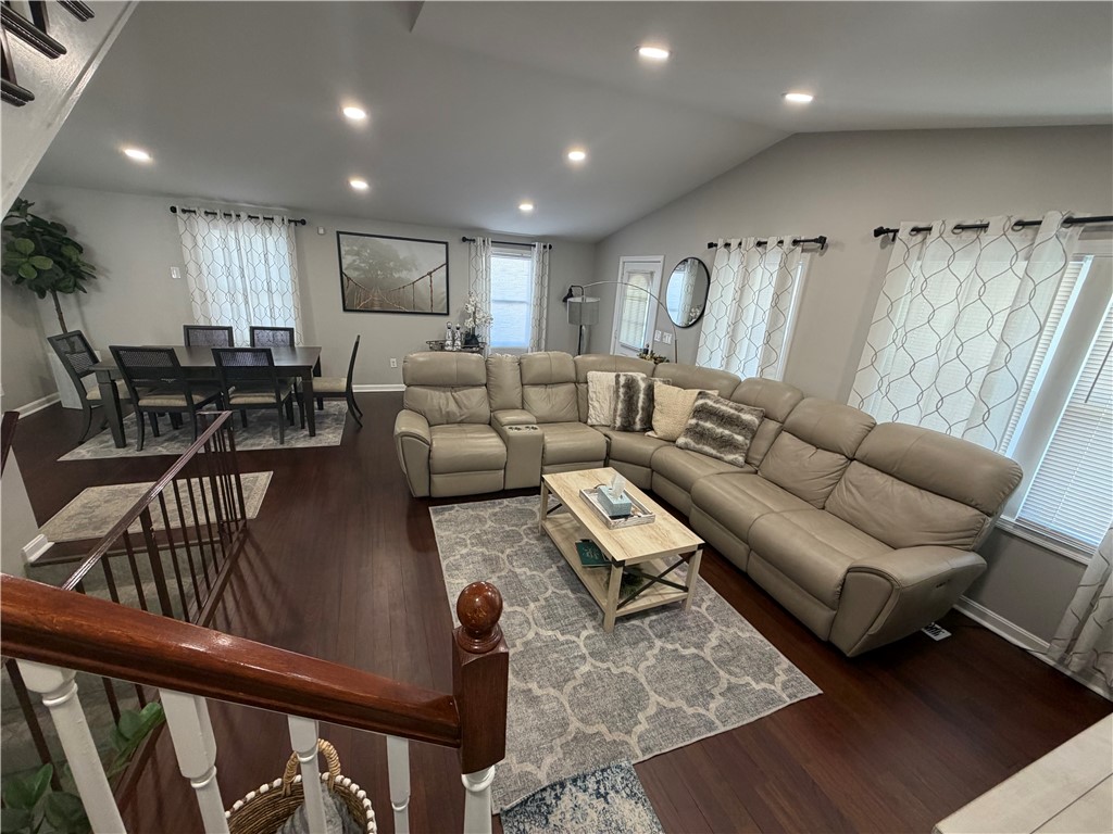 36 Waller Street Providence, RI 02908 - Photo 6 of 27