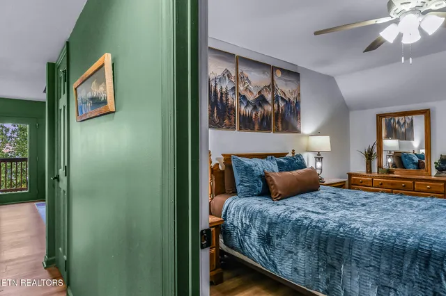 $579,900 | 1819 West Arolla Court, Gatlinburg, TN 37738