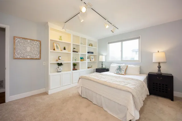 $1,585,000 | 1077 Pearl Avenue, Moss Beach, CA 94038