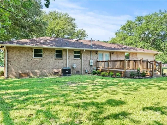 a house view with a garden space