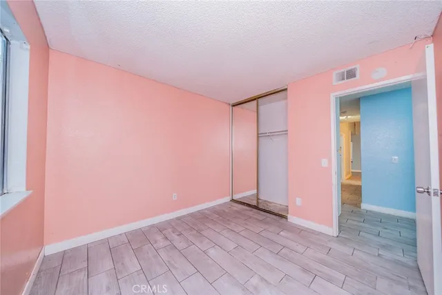 $499,000 | 261 North Vine Avenue, Rialto, CA 92376